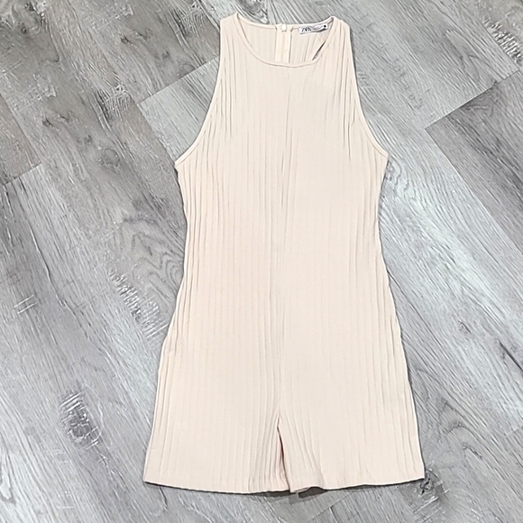 Zara Cream Sleeveless Romper (NWT) - Picture 1 of 8